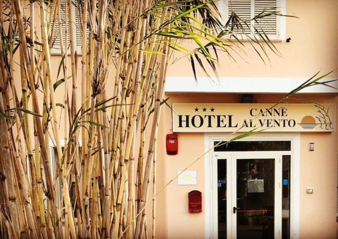 Hotel Canne Al Vento Santa Teresa Gallura Ngoại thất bức ảnh